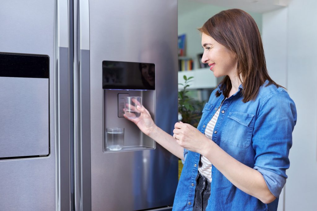 How a Water Dispenser Can Help You Reach Your Daily Water Intake Goals
